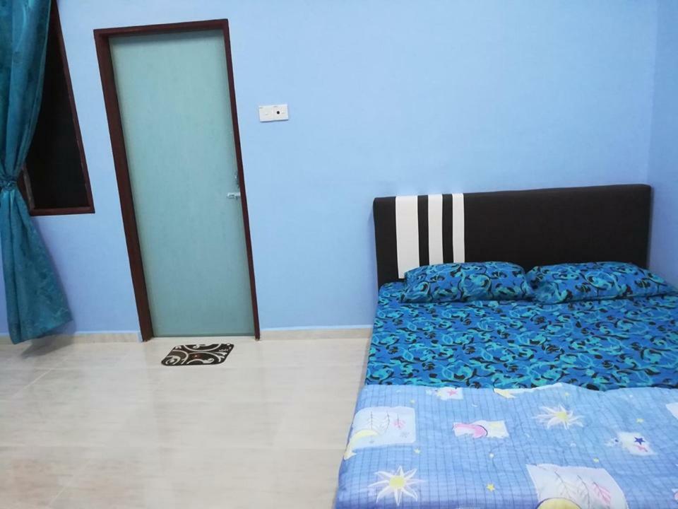 Homestay Damai Yusmila Kuala Terengganu Kültér fotó