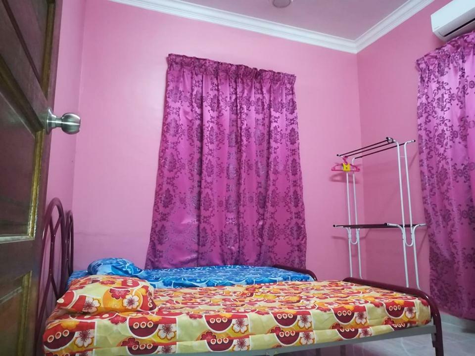 Homestay Damai Yusmila Kuala Terengganu Kültér fotó
