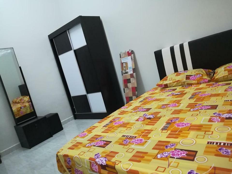Homestay Damai Yusmila Kuala Terengganu Kültér fotó